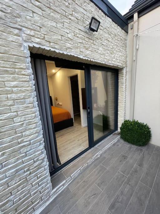 5 Min Airport Aeroport - Shuttle Navette - Parking Apartment Bonlier Bagian luar foto